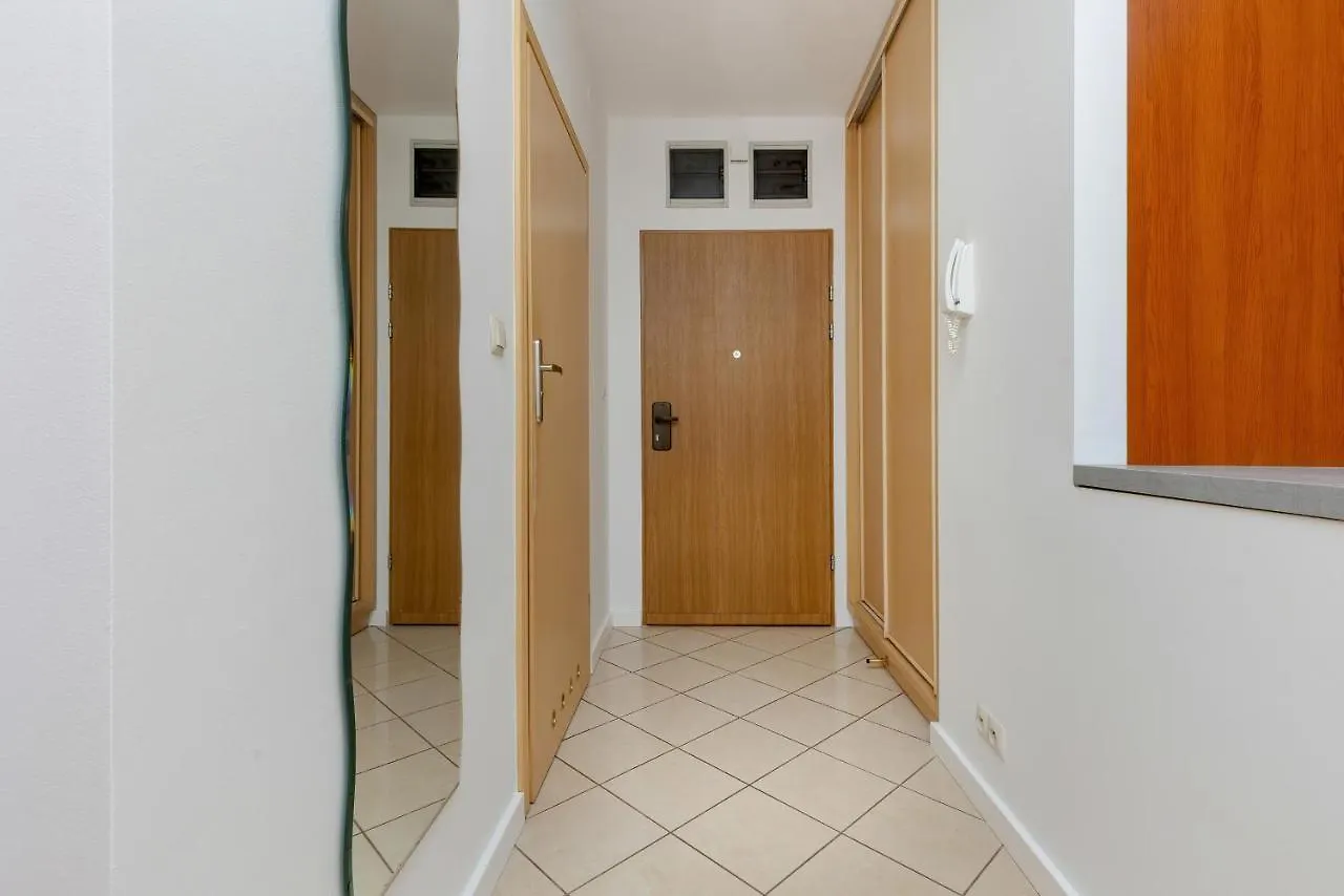 Spacious Apartment Near The Vistula River By Noclegi Renters Warschau 0*,  Polen